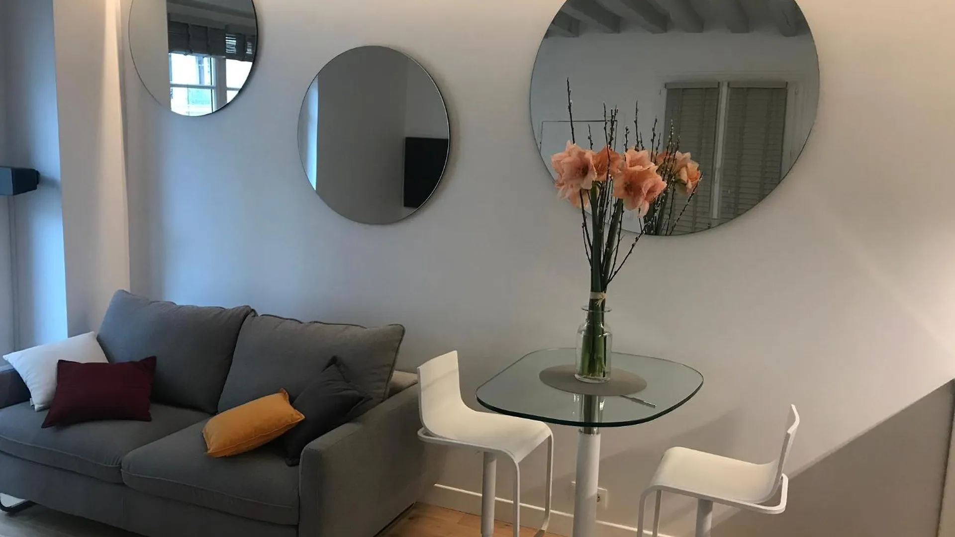 Apartment Cosy Flat In Le Marais *